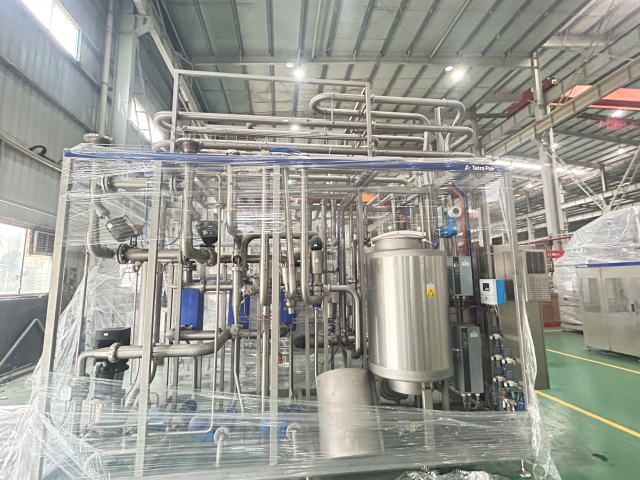 利樂板式殺菌機33噸